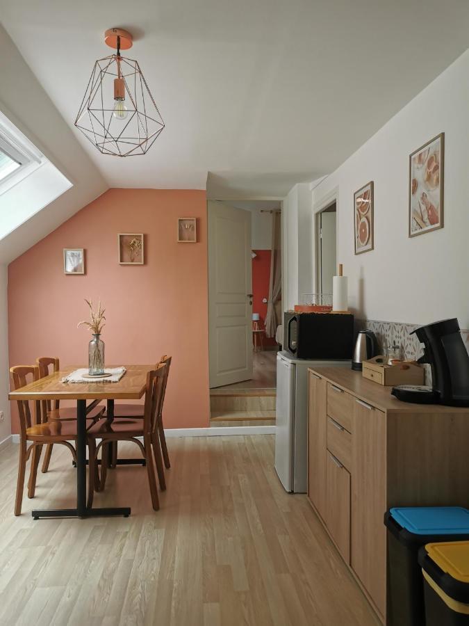 Bed and Breakfast Les Lits De L'Arz Malansac Exterior foto