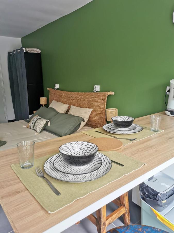 Bed and Breakfast Les Lits De L'Arz Malansac Exterior foto