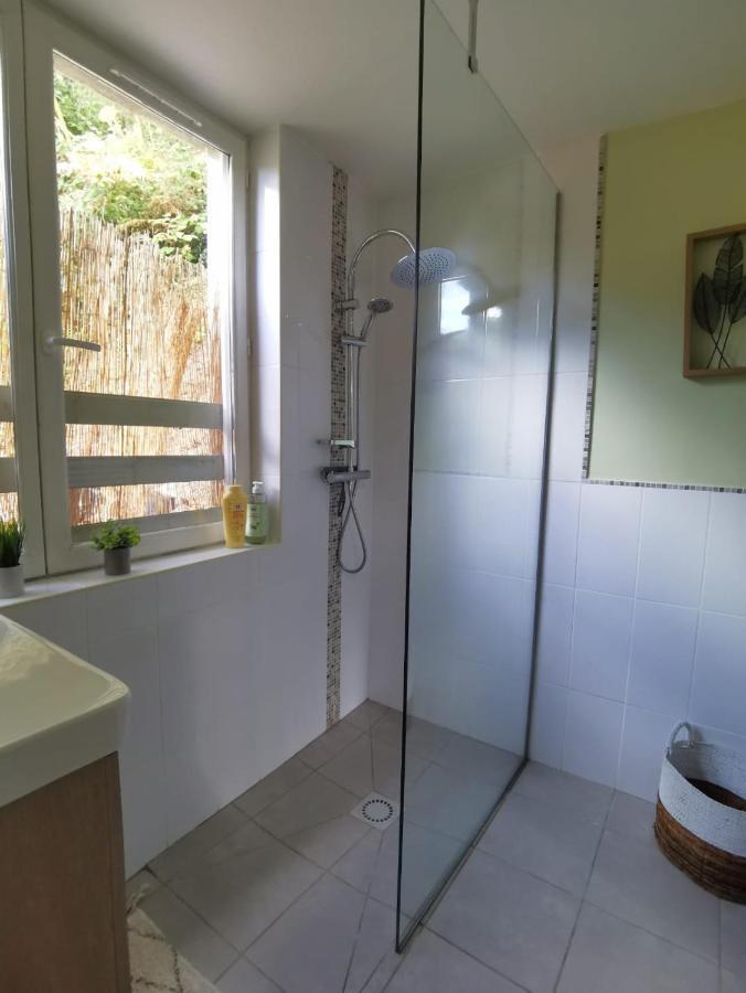 Bed and Breakfast Les Lits De L'Arz Malansac Exterior foto
